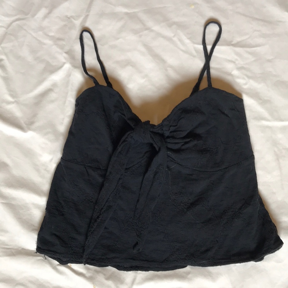 cropped tank top🕊🌎